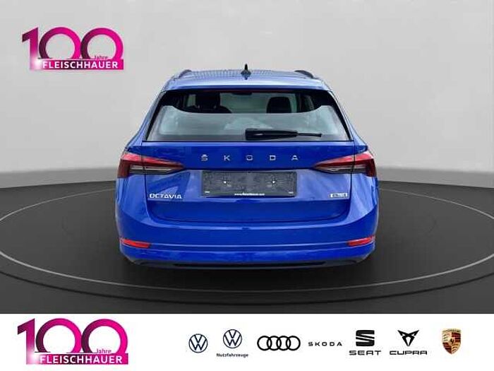 škoda octavia combi - energy blau