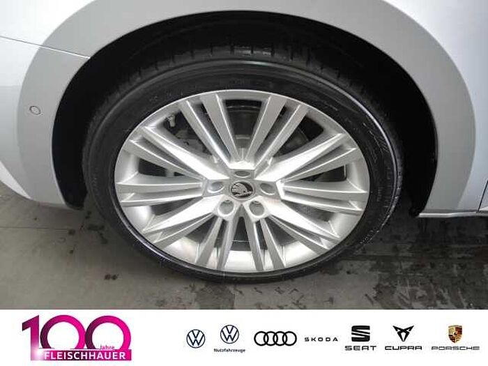 škoda superb - brilliant-silber metallic