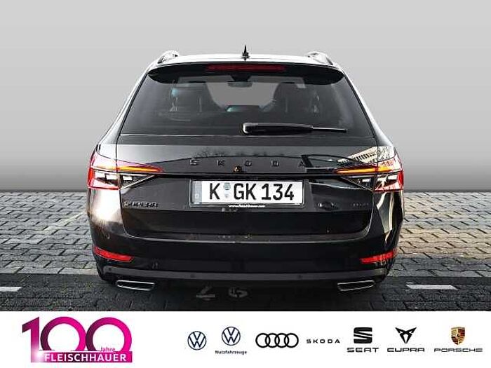 škoda superb combi - schwarz-magic perleffekt