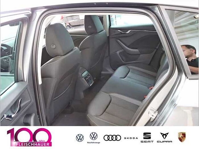 škoda scala - graphite grau metallic