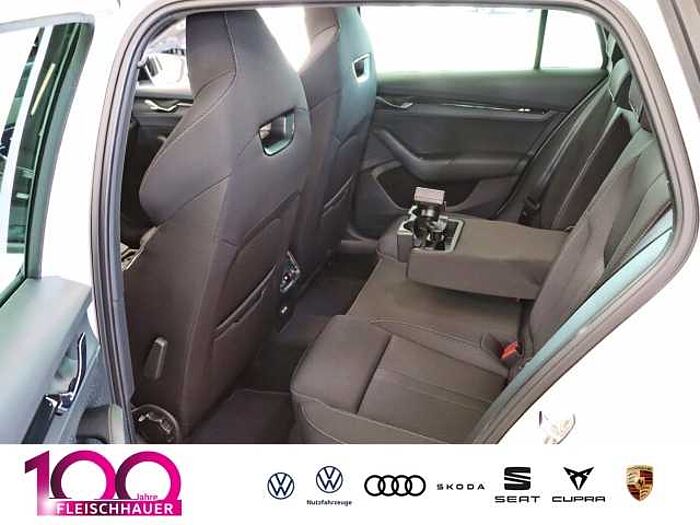 škoda octavia combi - moon-weiss metallic