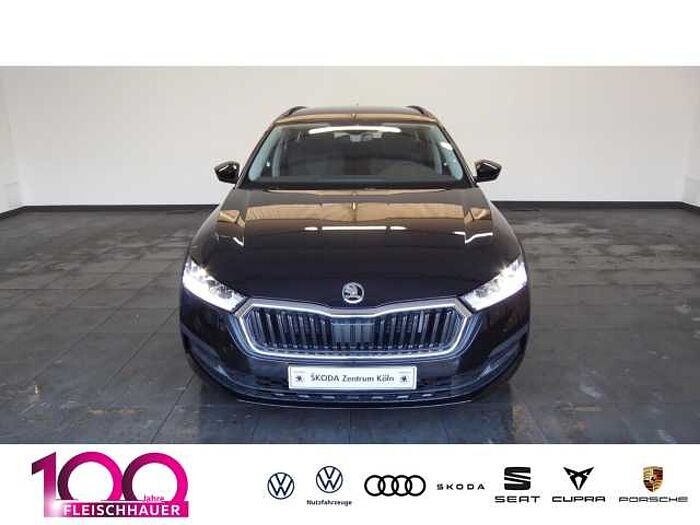 škoda octavia combi - schwarz-magic perleffekt