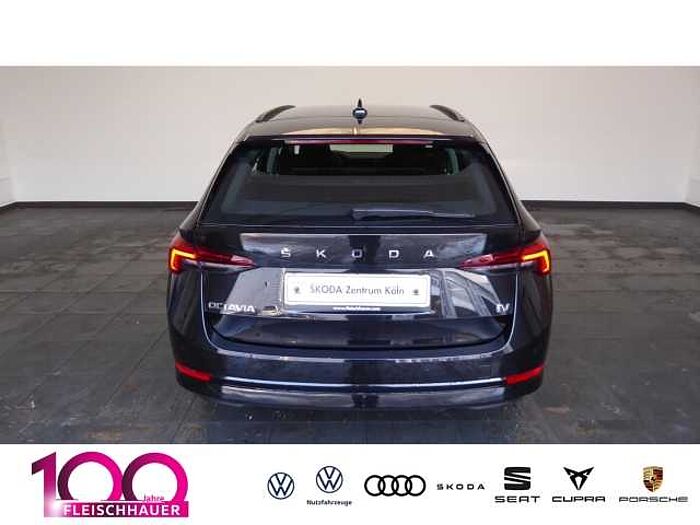 škoda octavia combi - schwarz-magic perleffekt