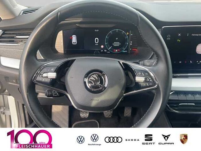 škoda octavia combi - brilliant-silber metallic